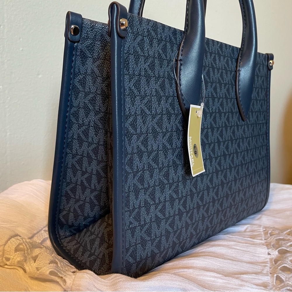 NWT Michael Kors Mirella Blue Signature Crossbody Bag - Picture 5 of 9